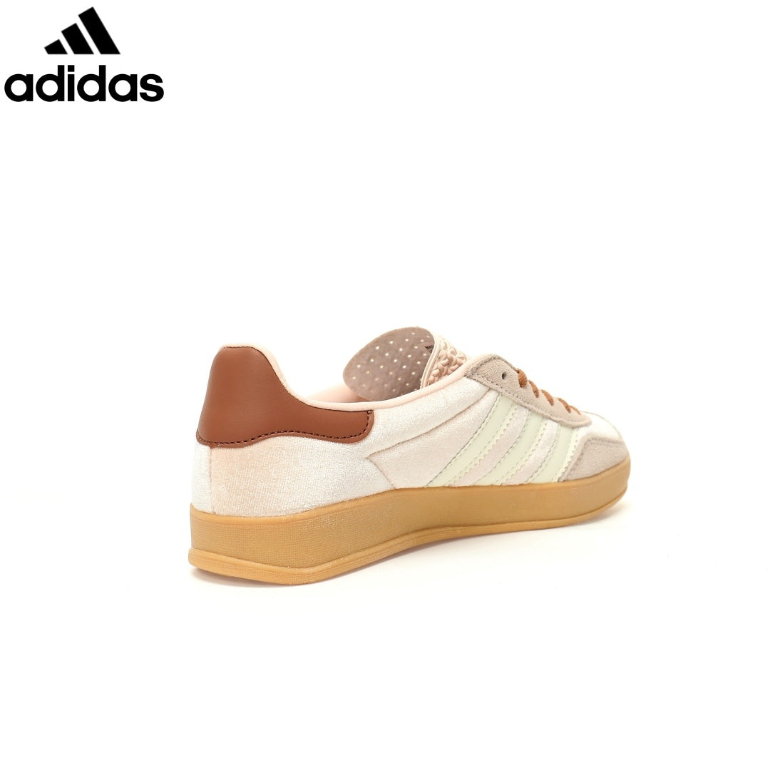adidas Originals Samba Jane W Shoes "Cloud White / Alumina / Core Black"-Classic sneakers，Adidas Women's Shoe Sale / Men's Shoe Sale