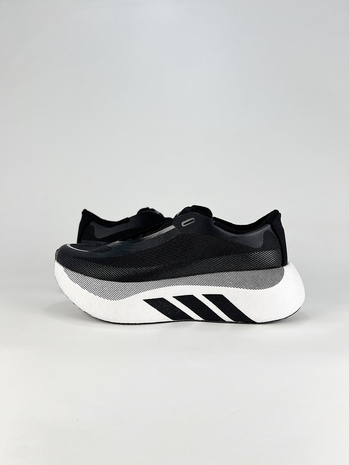 Adidas Hyperboost Edge "Black White"-Classic sneakers，Adidas Women's Shoe Sale / Men's Shoe Sale