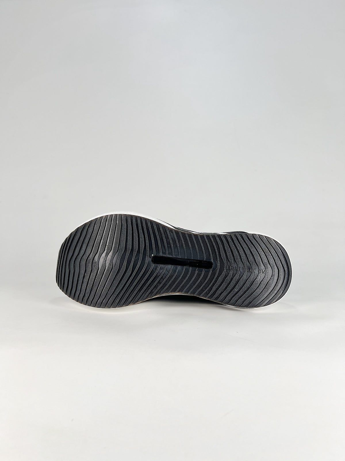 Adidas Hyperboost Edge "Black White"-Classic sneakers，Adidas Women's Shoe Sale / Men's Shoe Sale