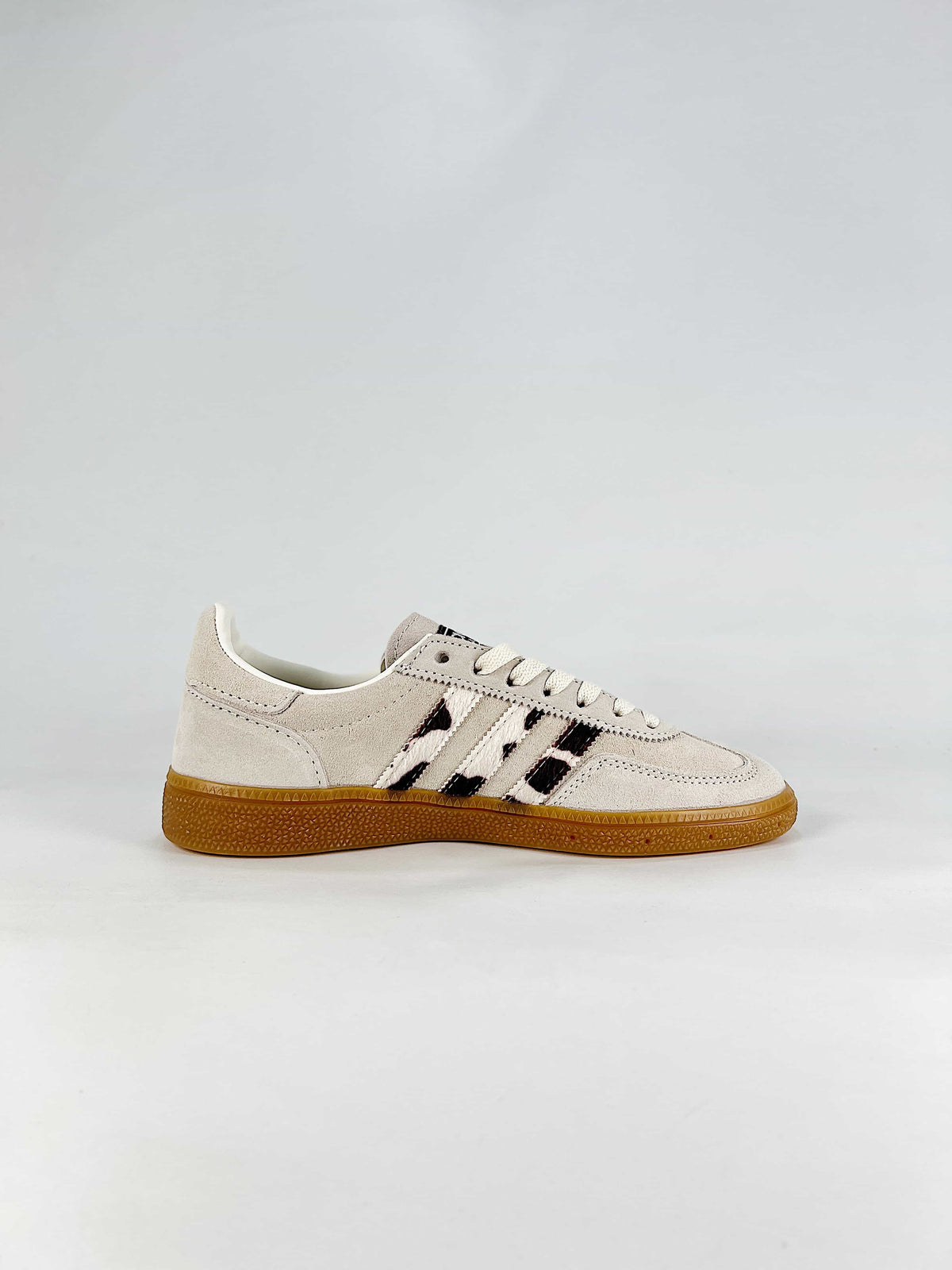 Adidas Originals Handball Spezial "Cream Cow Print Gum" Sneakers-Classic sneakers，Adidas Women's Shoe Sale / Men's Shoe Sale
