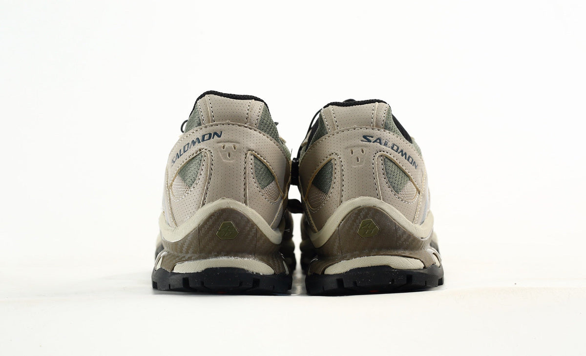 Salomon XT-Quest Trail Running & Hiking Shoes，“Vanilla Ice/Black/Bistro Green”